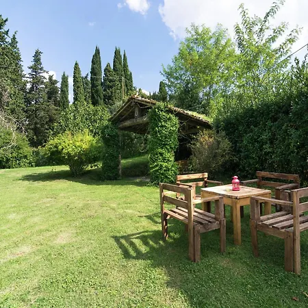 Holiday home Apartment With Large Garden And Pool On The Hills Of Pisa Ghizzano