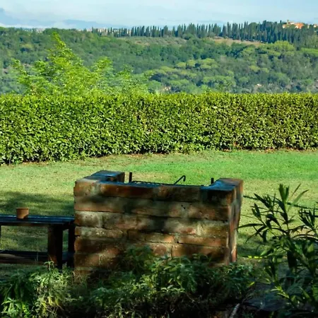 Holiday home Apartment With Large Garden And Pool On The Hills Of Pisa Ghizzano