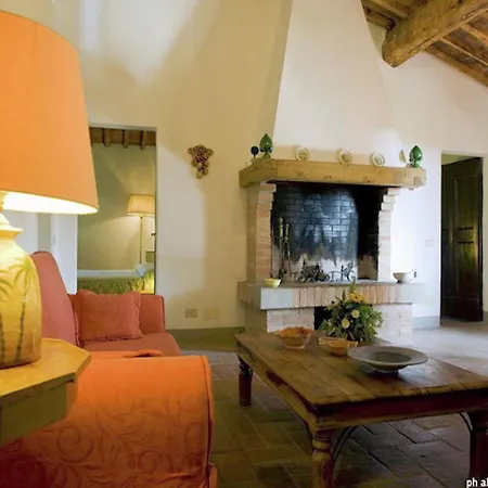 Holiday home Apartment With Large Garden And Pool On The Hills Of Pisa *